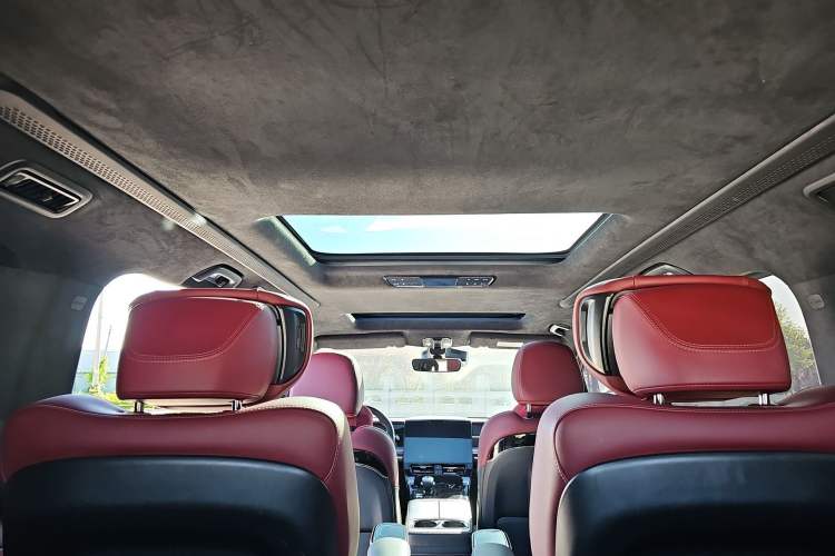 Used GAC Trumpchi M8 2023 Zongshi Series 400T Ultimate Edition Interior 6