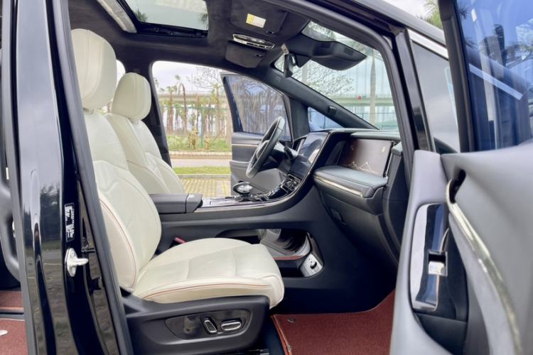 Used GAC Trumpchi M8 2023 Zongshi Series 400T Flagship Edition Interior 6