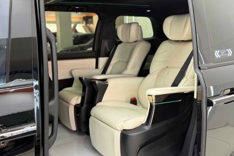Used GAC Trumpchi M8 2023 Zongshi Series 400T Flagship Edition Interior 8