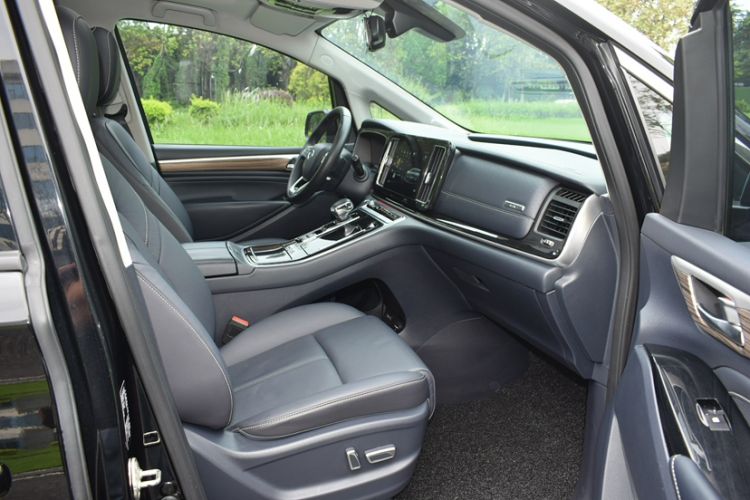 Used GAC Trumpchi M8 2023 Master Series 390T Ultimate Edition Interior 8
