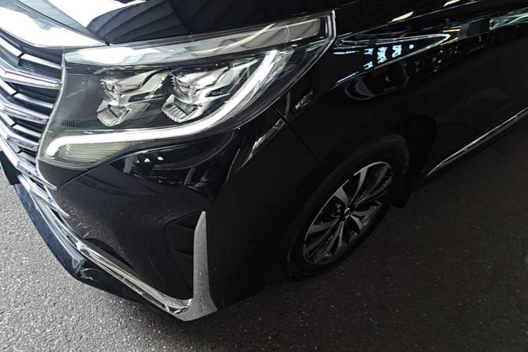 Used GAC Trumpchi M8 2023 Lingxiu Series 390T Deluxe Edition Left Front Headlight