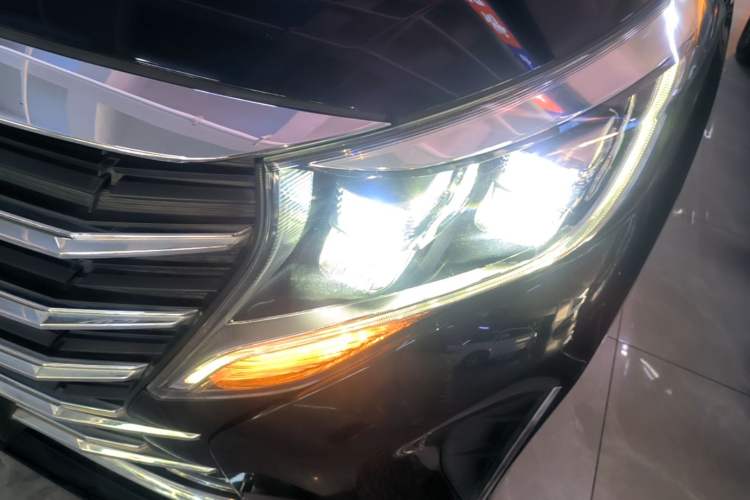 Used GAC Trumpchi M8 2023 Lingxiu Series 390T Deluxe Edition Left Front Headlight