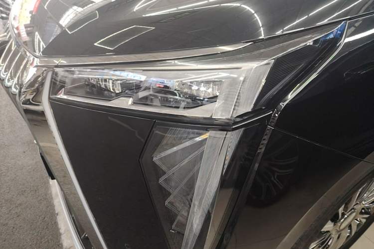 Used GAC Trumpchi M8 2023 Zongshi Series Dual-Motor Supreme Edition Left Front Headlight