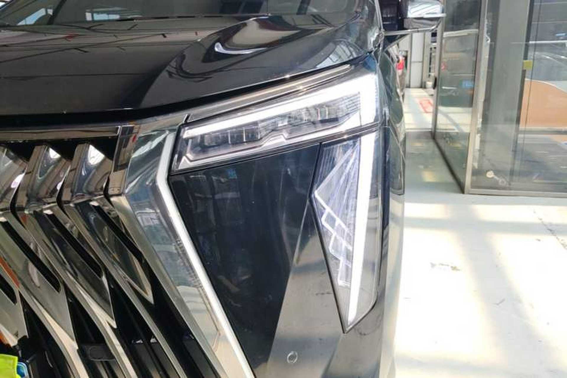 Used GAC Trumpchi M8 2023 Zongshi Series Dual-Motor Flagship Edition Left Front Headlight