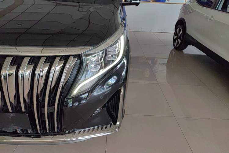Used GAC Trumpchi M8 2023 Facelift Master Series 390T Four-Seat Deluxe Edition Left Front Headlight