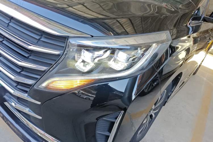 Used GAC Trumpchi M8 2023 Lingxiu Series 390T Deluxe Edition Left Front Headlight