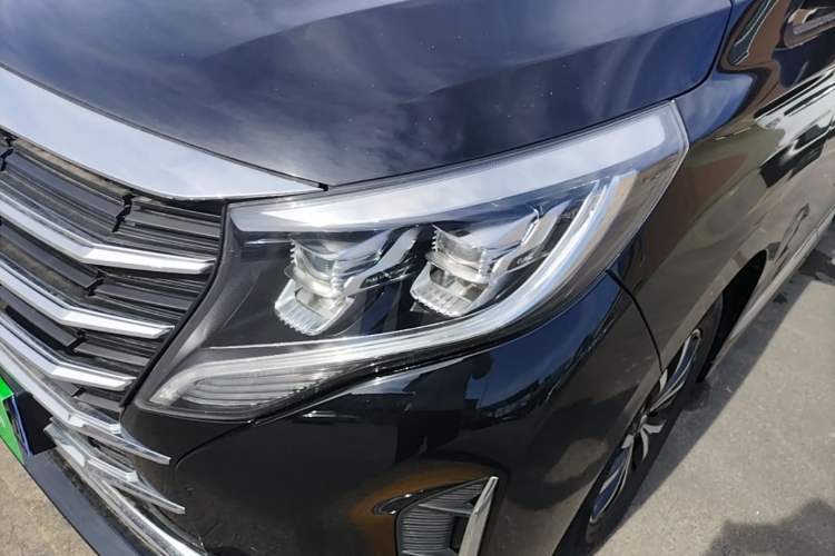 Used GAC Trumpchi M8 2023 Lingxiu Series 390T Deluxe Edition Left Front Headlight