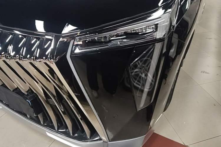 Used GAC Trumpchi M8 2023 Zongshi Series Dual-Motor YuZun Edition Left Front Headlight