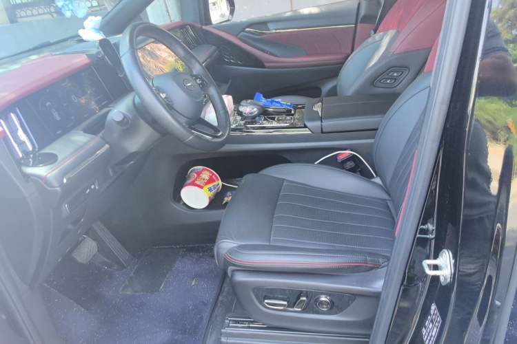 Used GAC Trumpchi M8 2023 Zongshi Series Dual-Motor YuZun Edition Left Front Seat