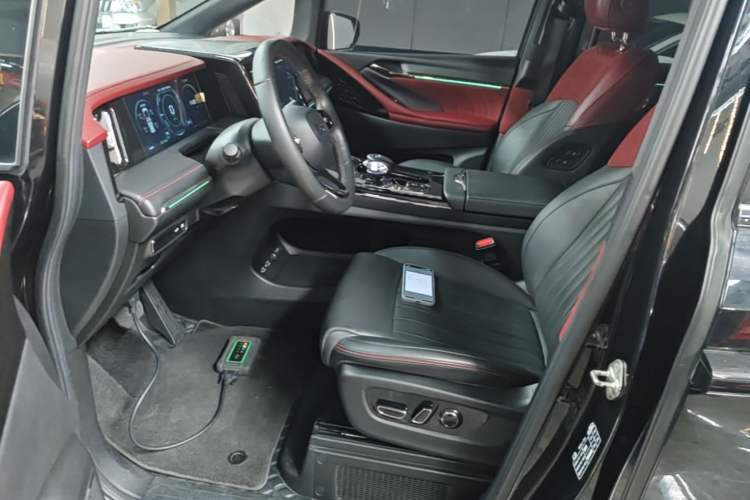 Used GAC Trumpchi M8 2023 Zongshi Series Dual-Motor YuZun Edition Left Front Seat