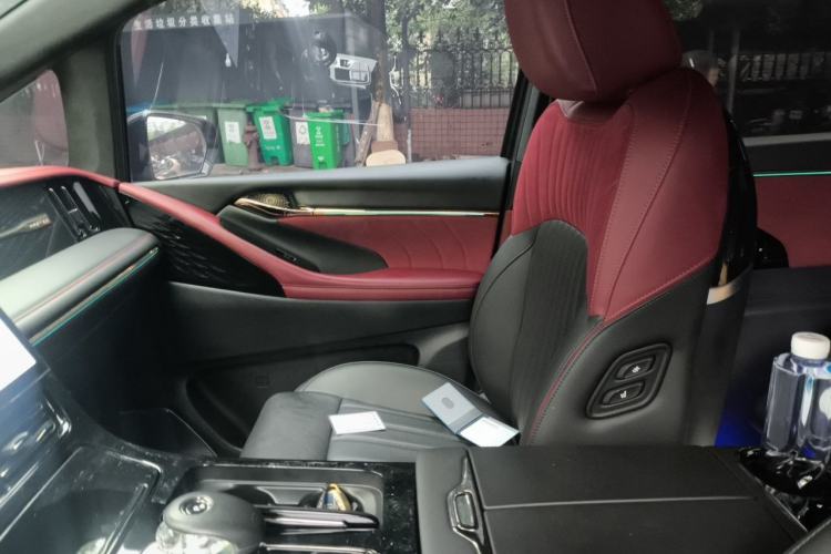 Used GAC Trumpchi M8 2023 Zongshi Series Dual-Motor Supreme Edition Left Front Seat