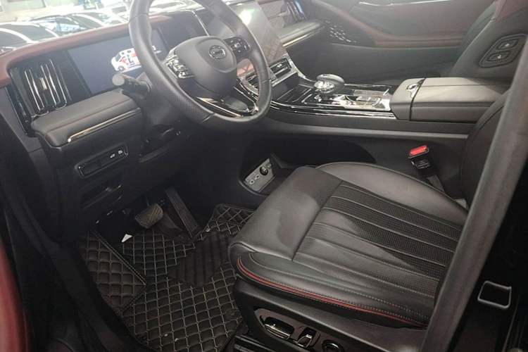 Used GAC Trumpchi M8 2023 Zongshi Series Dual-Motor Supreme Edition Left Front Seat