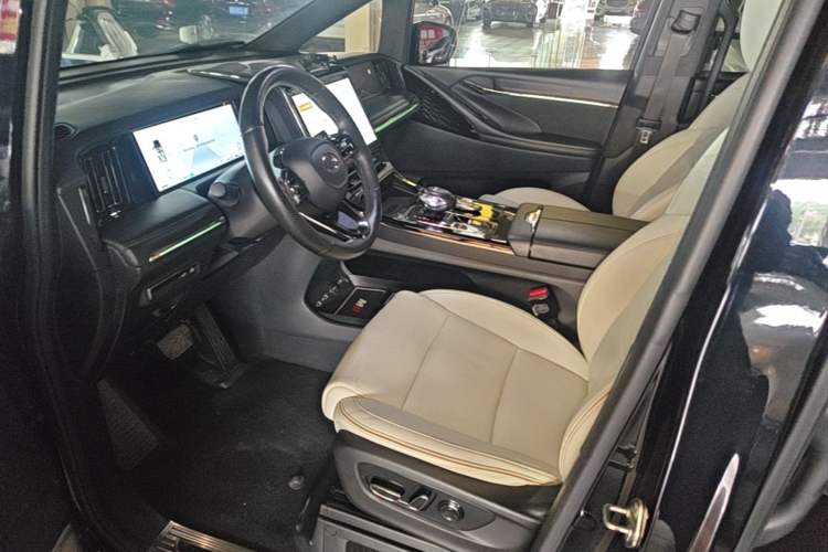 Used GAC Trumpchi M8 2023 Zongshi Series Dual-Motor YuZun Edition Left Front Seat