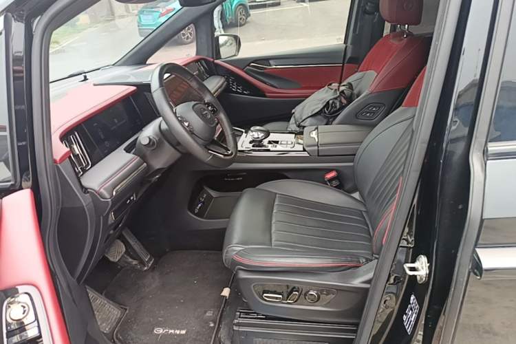 Used GAC Trumpchi M8 2023 Zongshi Series Dual-Motor Flagship Edition Left Front Seat