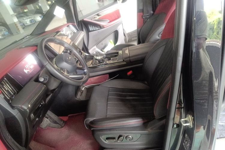 Used GAC Trumpchi M8 2023 Zongshi Series Dual-Motor Flagship Edition Left Front Seat