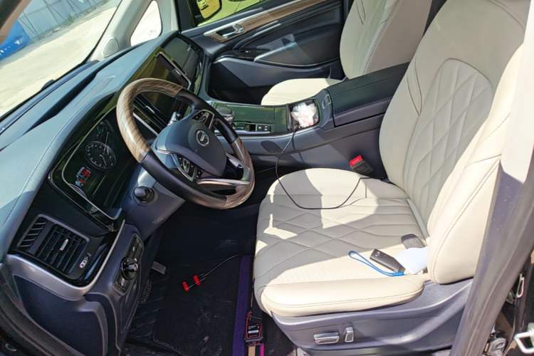 Used GAC Trumpchi M8 2023 Lingxiu Series 390T Luxury Edition Left Front Seat