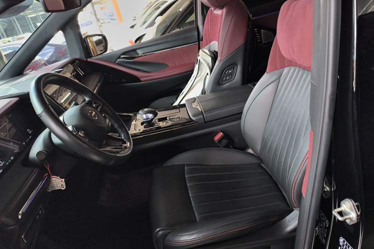 Used GAC Trumpchi M8 2023 Zongshi Series Dual-Motor Flagship Edition Left Front Seat