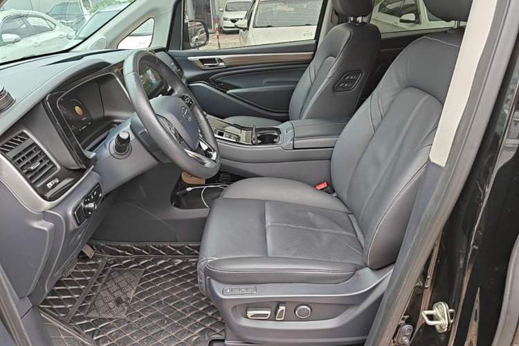 Used GAC Trumpchi M8 2023 Master Series 390T Ultimate Edition Left Front Seat