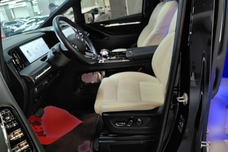 Used GAC Trumpchi M8 2023 Zongshi Series Dual-Motor Flagship Edition Left Front Seat