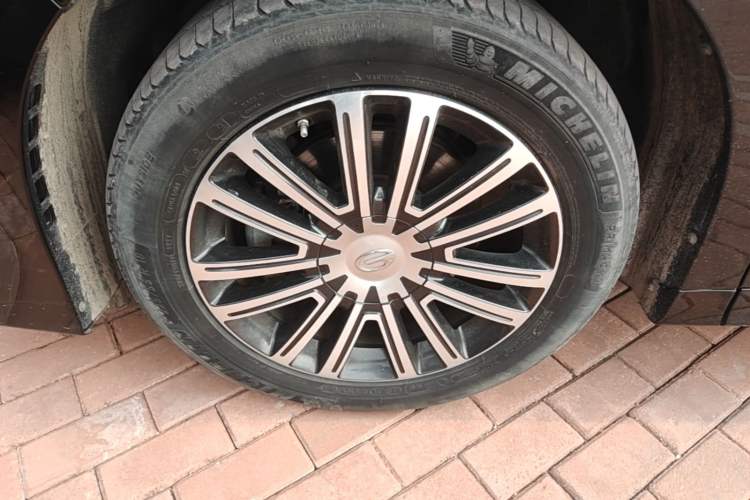 Used GAC Trumpchi M8 2023 Lingxiu Series 390T Prestige Edition Left Front Wheel Hub