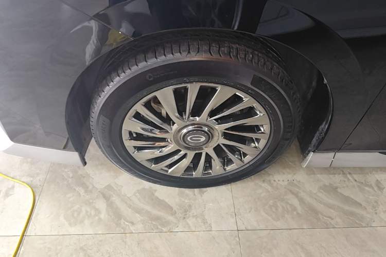 Used GAC Trumpchi M8 2023 Zongshi Series 400T Flagship Edition Left Front Wheel Hub