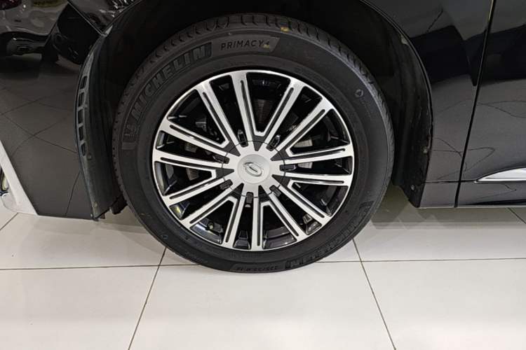 Used GAC Trumpchi M8 2023 Lingxiu Series 390T Prestige Edition Left Front Wheel Hub