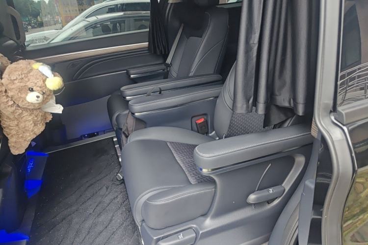 Used GAC Trumpchi M8 2023 Lingxiu Series 390T Deluxe Edition Left Rear Seat