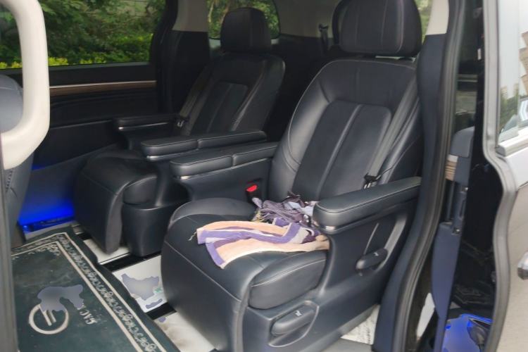 Used GAC Trumpchi M8 2023 Lingxiu Series 390T Prestige Edition Left Rear Seat
