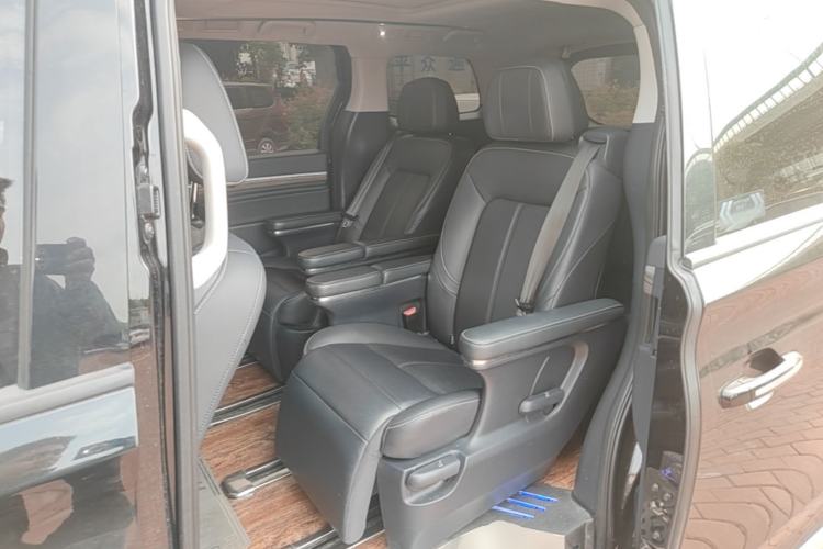 Used GAC Trumpchi M8 2023 Lingxiu Series 390T Prestige Edition Left Rear Seat