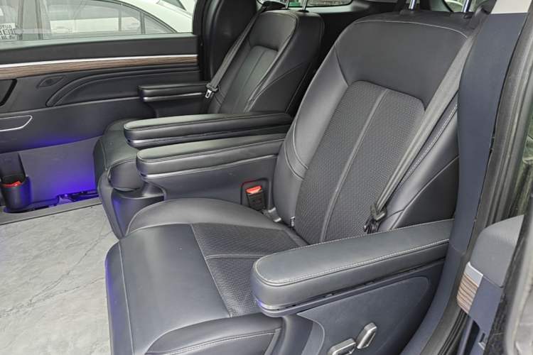 Used GAC Trumpchi M8 2023 Lingxiu Series 390T Deluxe Edition Left Rear Seat