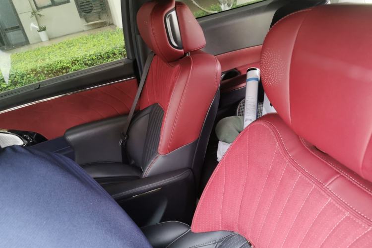 Used GAC Trumpchi M8 2023 Zongshi Series Dual-Motor Flagship Edition Left Rear Seat