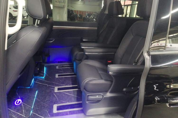 Used GAC Trumpchi M8 2023 Lingxiu Series 390T Deluxe Edition Left Rear Seat