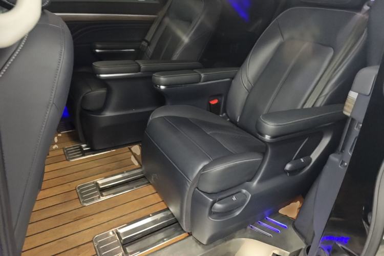 Used GAC Trumpchi M8 2023 Lingxiu Series 390T Prestige Edition Left Rear Seat