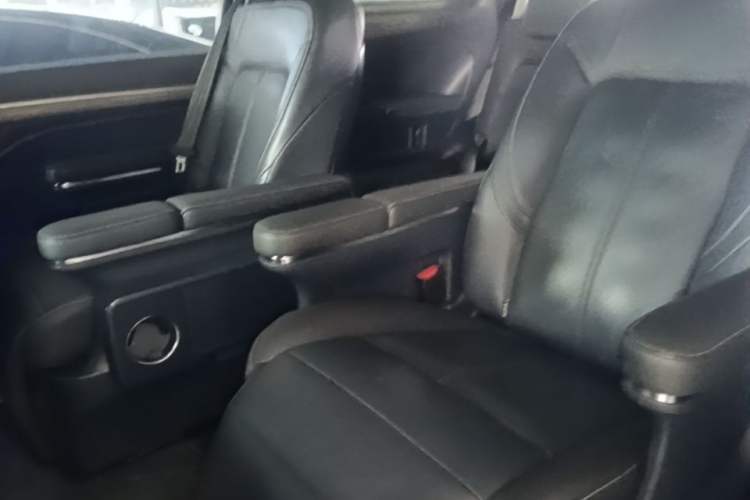 Used GAC Trumpchi M8 2023 Lingxiu Series 390T Deluxe Edition Left Rear Seat