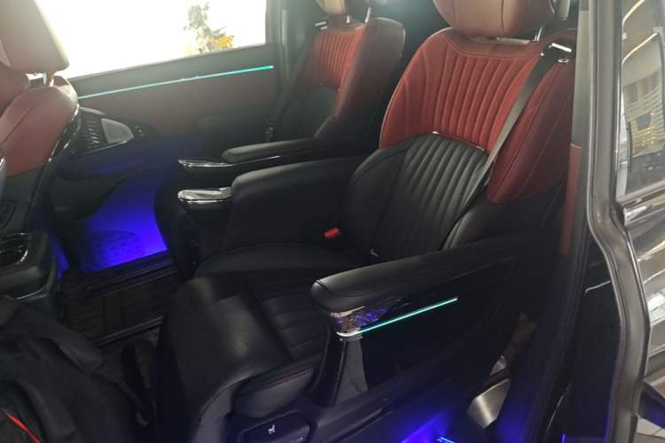 Used GAC Trumpchi M8 2023 Zongshi Series Dual-Motor Supreme Edition Left Rear Seat