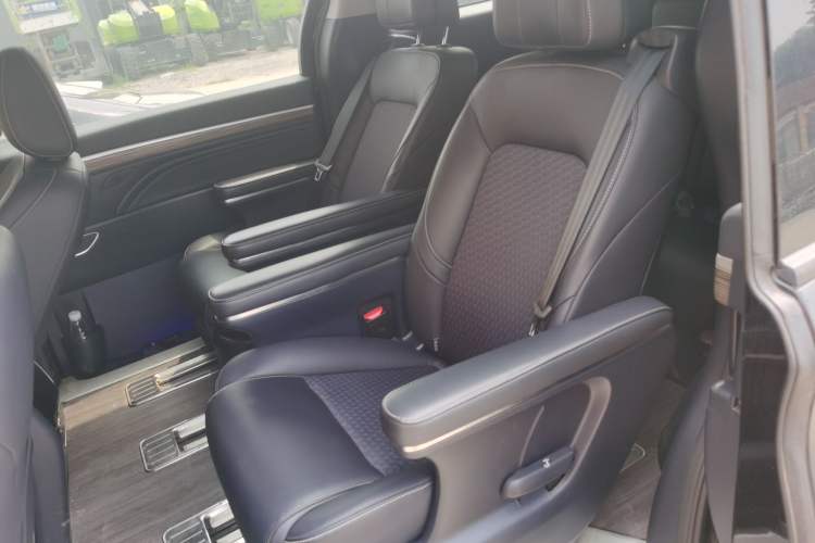 Used GAC Trumpchi M8 2023 Lingxiu Series 390T Luxury Edition Left Rear Seat