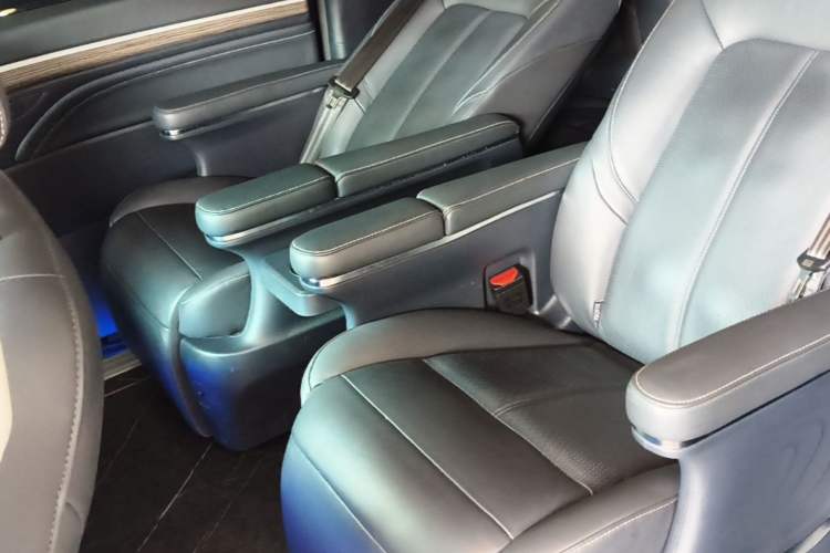 Used GAC Trumpchi M8 2023 Lingxiu Series 390T Ultimate Edition Left Rear Seat
