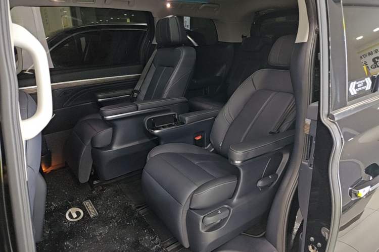 Used GAC Trumpchi M8 2023 Lingxiu Series 390T Prestige Edition Left Rear Seat