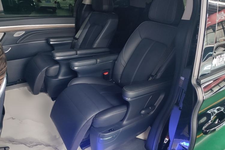 Used GAC Trumpchi M8 2023 Lingxiu Series 390T Prestige Edition Left Rear Seat