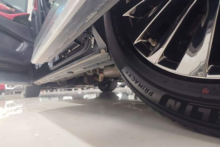 Used GAC Trumpchi M8 2023 Zongshi Series 400T Ultimate Edition Left Side Sill