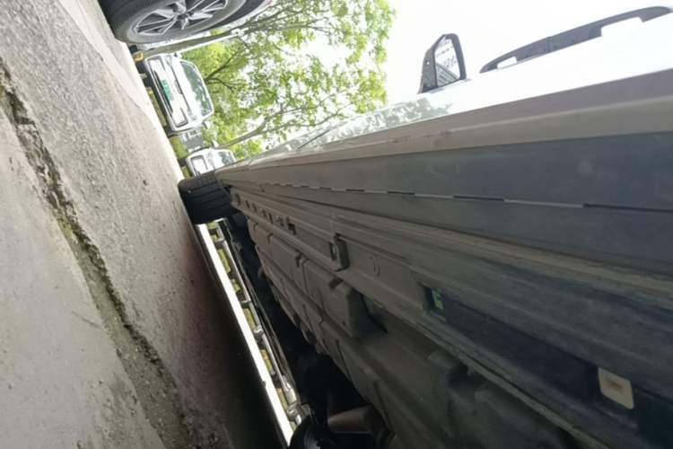 Used GAC Trumpchi M8 2023 Zongshi Series 400T Flagship Edition Left Side Sill