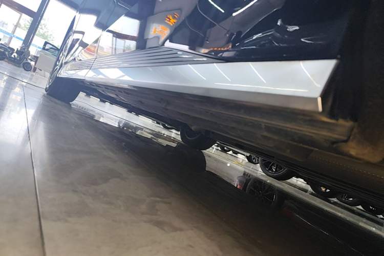 Used GAC Trumpchi M8 2023 Zongshi Series 400T Flagship Edition Left Side Sill