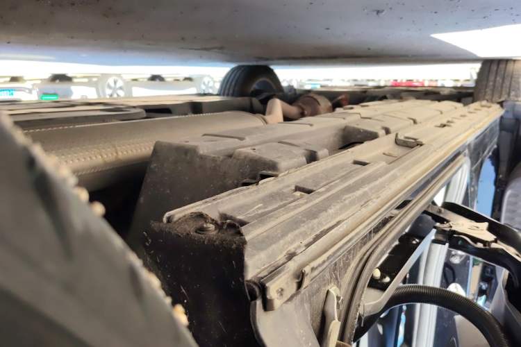 Used GAC Trumpchi M8 2023 Zongshi Series Dual-Motor Flagship Edition Left Side Sill