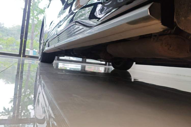 Used GAC Trumpchi M8 2023 Facelift Master Series 390T Four-Seat Deluxe Edition Left Side Sill