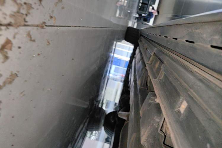 Used GAC Trumpchi M8 2023 Zongshi Series Dual-Motor Flagship Edition Left Side Sill