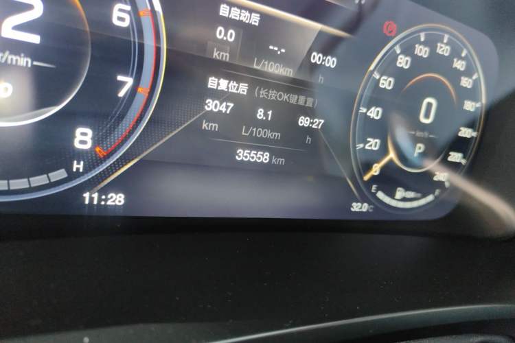 Used GAC Trumpchi M8 2023 Lingxiu Series 390T Prestige Edition Odometer Close Up