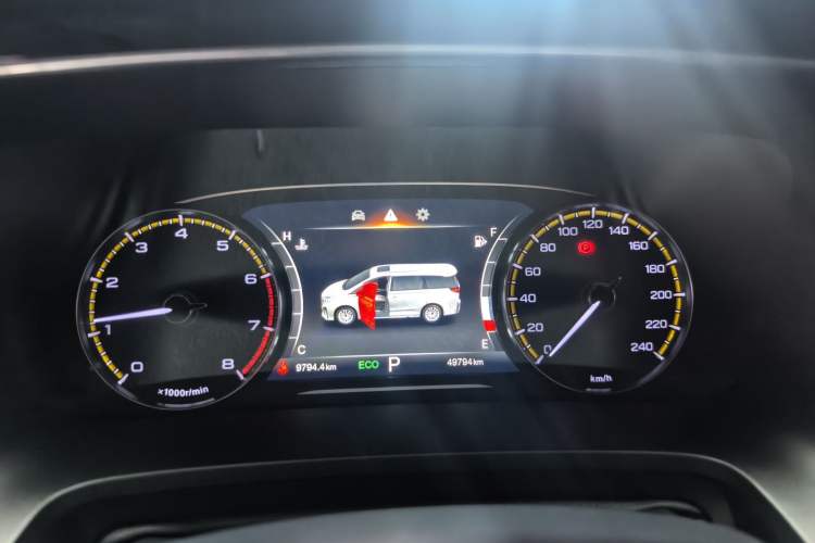 Used GAC Trumpchi M8 2023 Lingxiu Series 390T Deluxe Edition Odometer Close Up