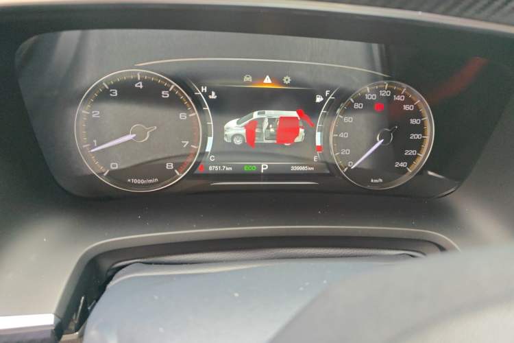 Used GAC Trumpchi M8 2023 Lingxiu Series 390T Prestige Edition Odometer Close Up