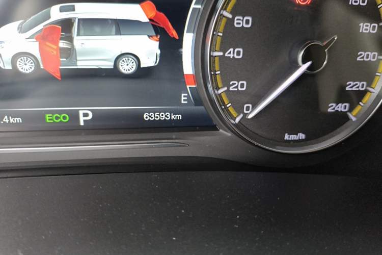 Used GAC Trumpchi M8 2023 Lingxiu Series 390T Deluxe Edition Odometer Close Up