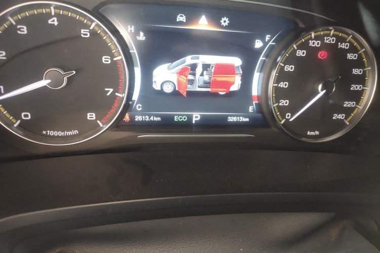 Used GAC Trumpchi M8 2023 Lingxiu Series 390T Deluxe Edition Odometer Close Up